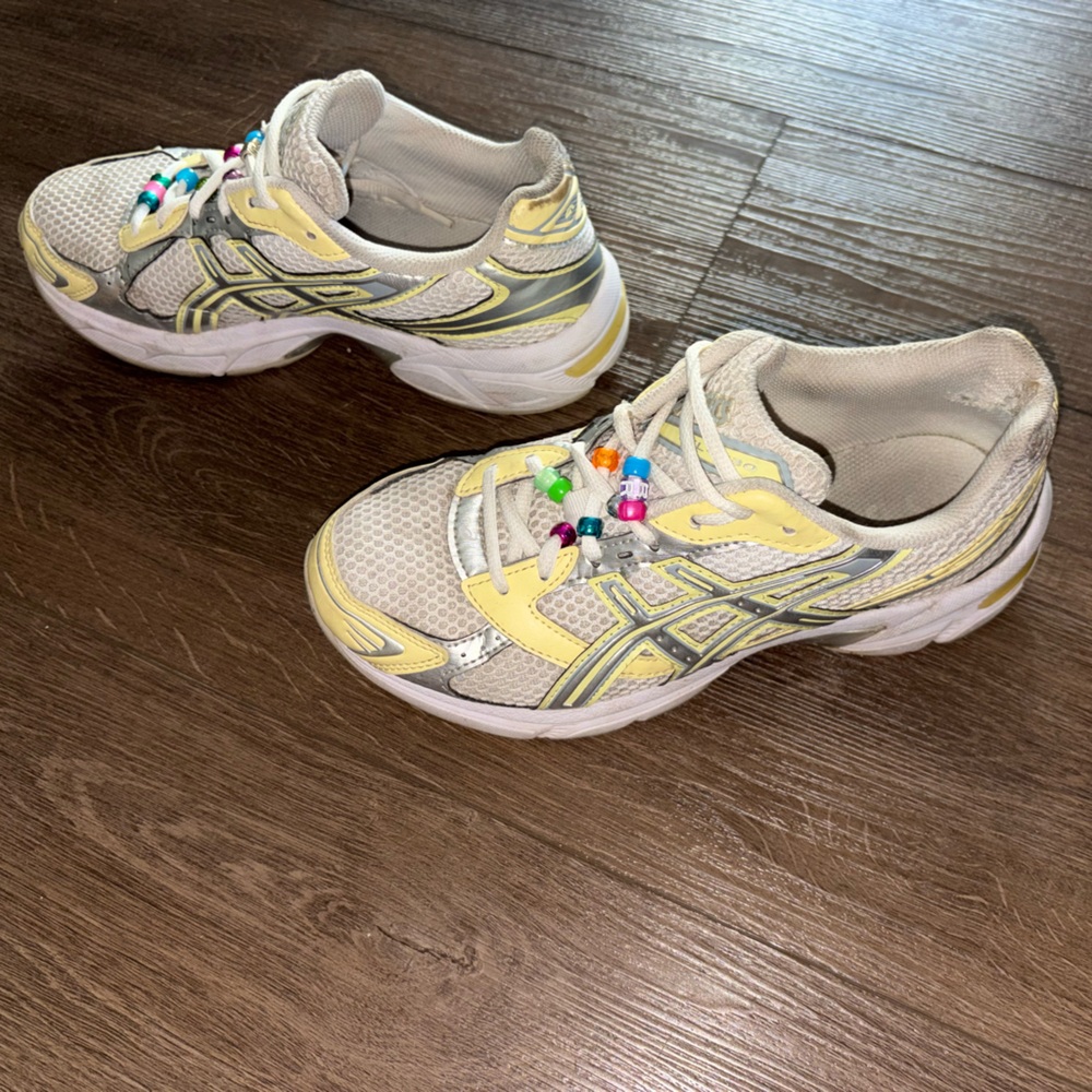 ASICS Butter Yellow and Gray Mesh Lace-Up Sneakers